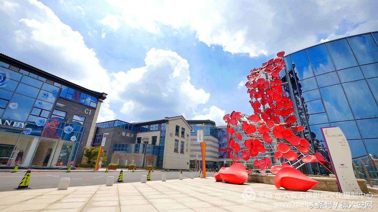 苏州虎丘婚纱高端定制,苏州虎丘婚纱加工厂都在哪里啊