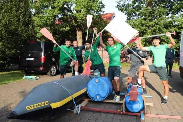 自制皮划艇比赛,野外徒步五公里拉练日记