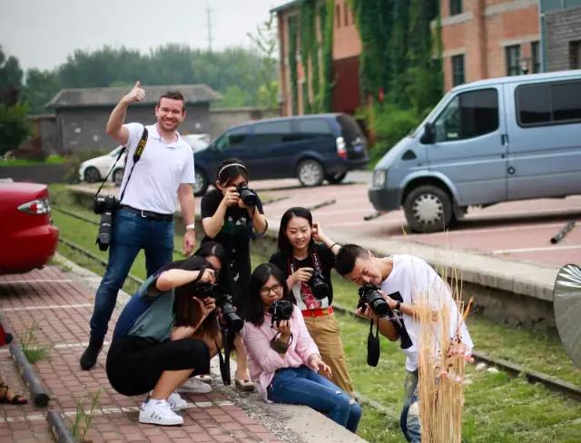 使用光影魔术手增加相片像素,使用光影魔术手改变照片底色