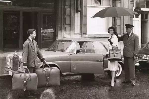 爱马仕的铂金包用多厚的皮,爱马仕蒂芙尼蓝凯莉包