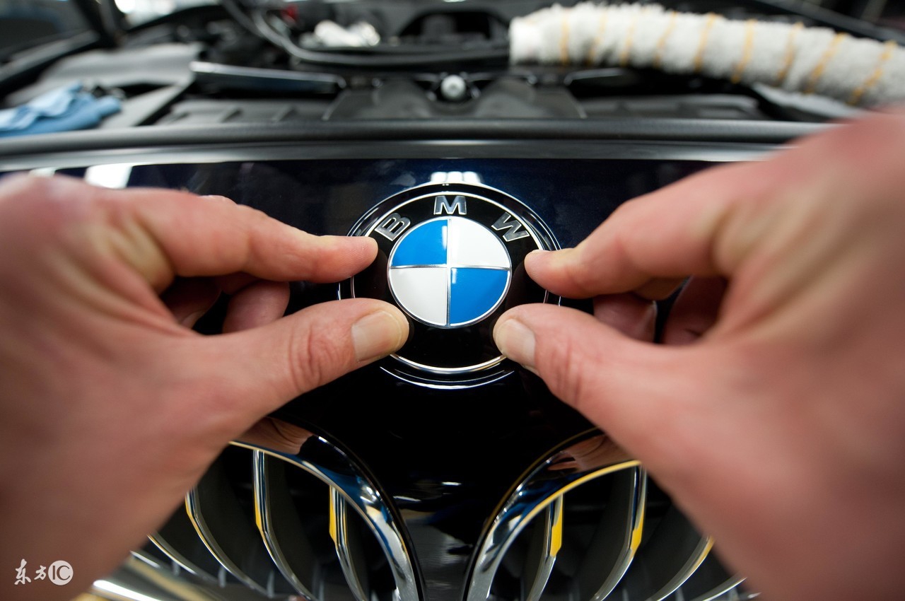 为什么说蓝色是最爱,为什么有人讨厌深蓝色