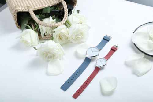 bering白色手表,bering白令手表什么档次