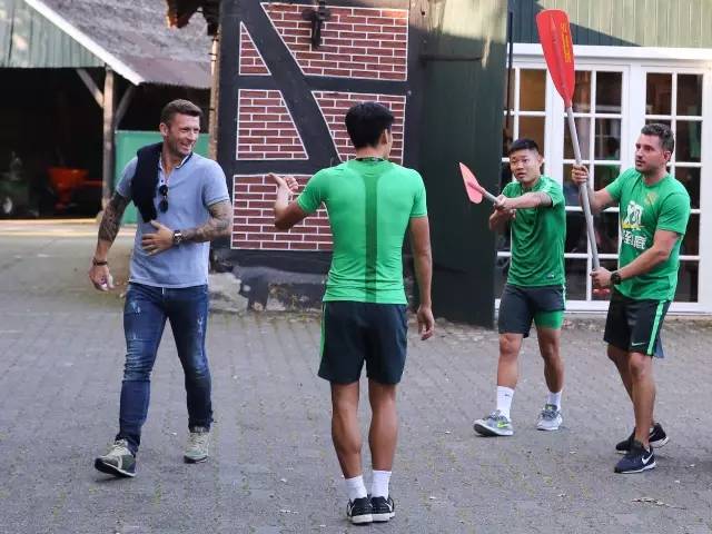 自制皮划艇比赛,野外徒步五公里拉练日记