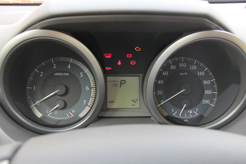 平行进口丰田轿车,16年二手普拉多2700中东版价格