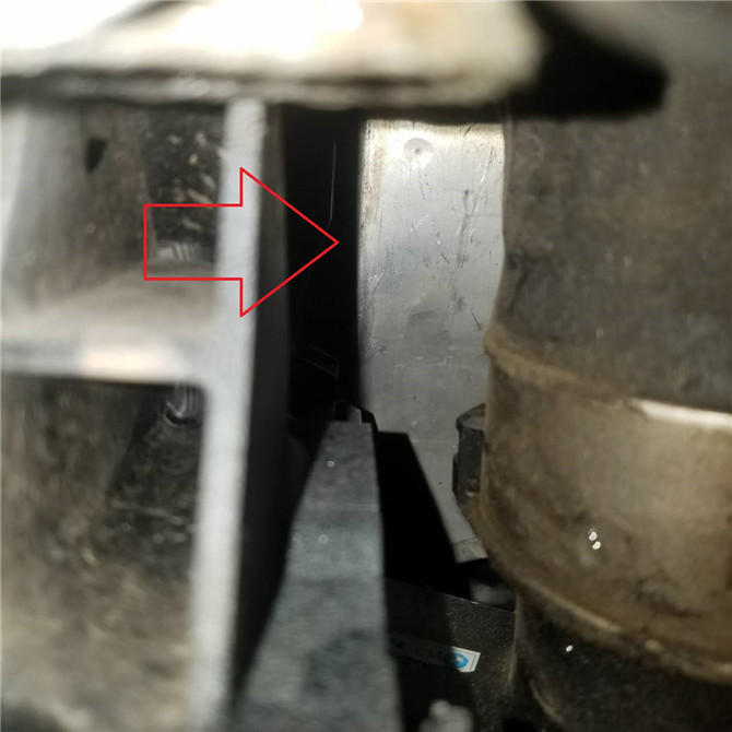 都说养车难养车吧,15万公里的c200值得买吗