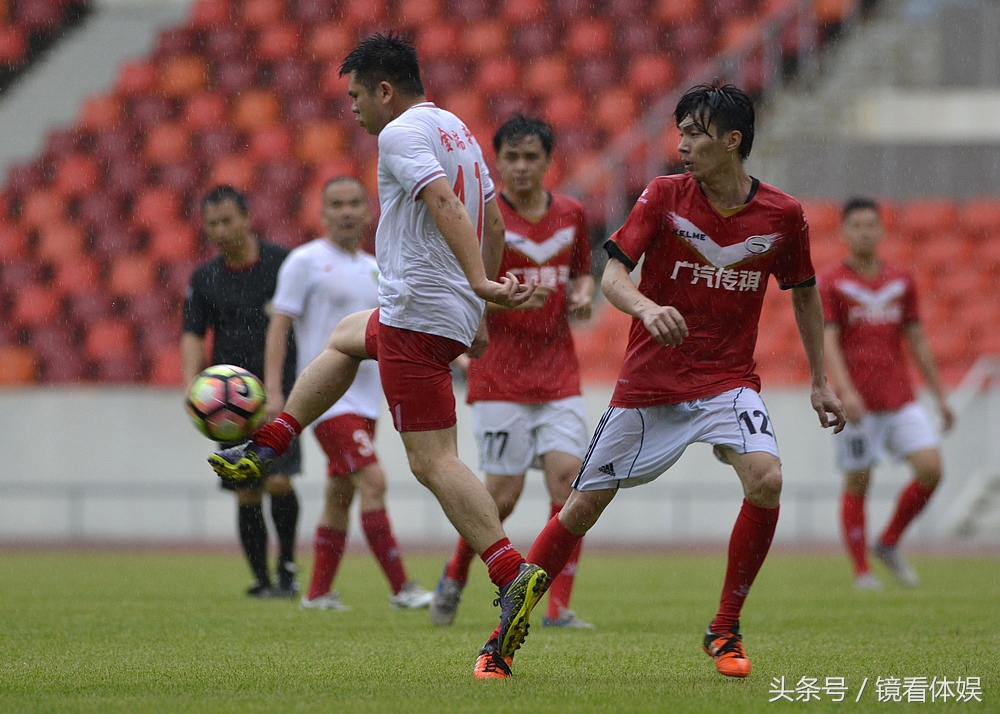下雨天户外做什么运动,下雨天男生的暖心动作