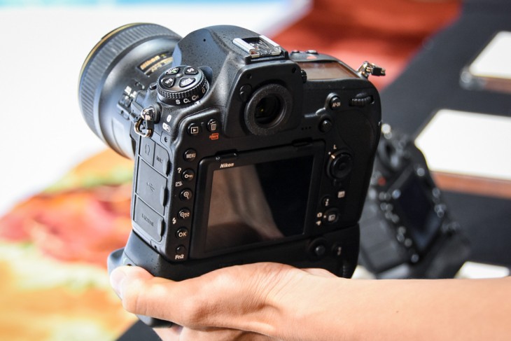 尼康d850还是高端单反的佼佼者吗,4575万像素全幅单反尼康d850单机