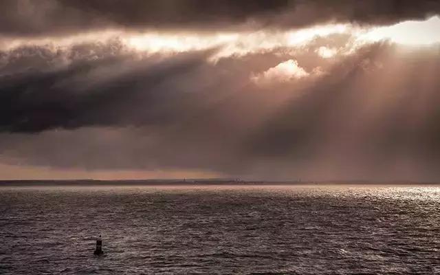 尼康顶级变焦长焦镜头,尼康4800万像素单反