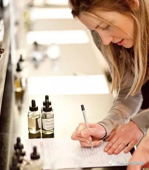 法国女士必买的香水,法国女人必买的香水