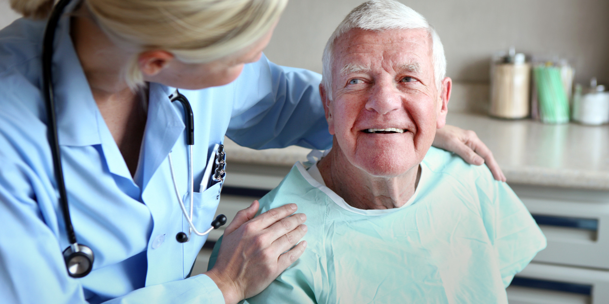 你狠心冲掉的便便,正成为许多肠胃病人的救星