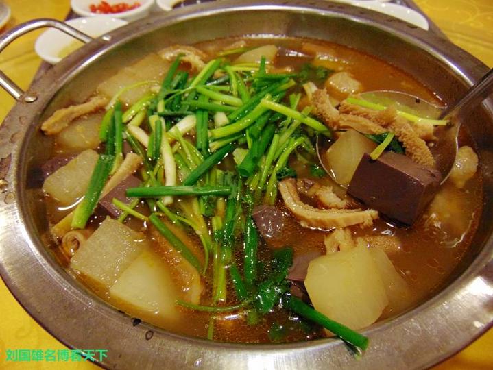 南宁建政路小吃街和中山路美食街,你在南宁吃过什么美食