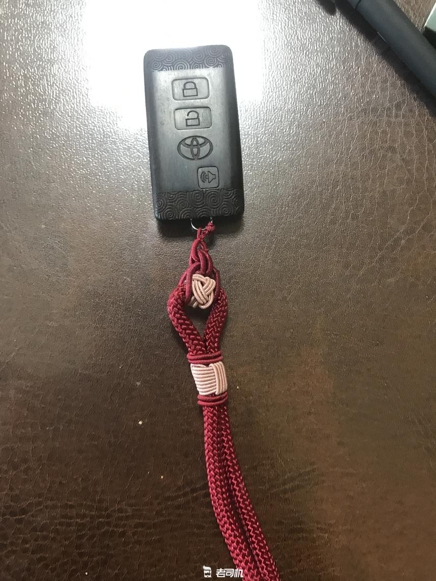 15年陆巡5.7v8,老款陆巡与新款陆巡对比