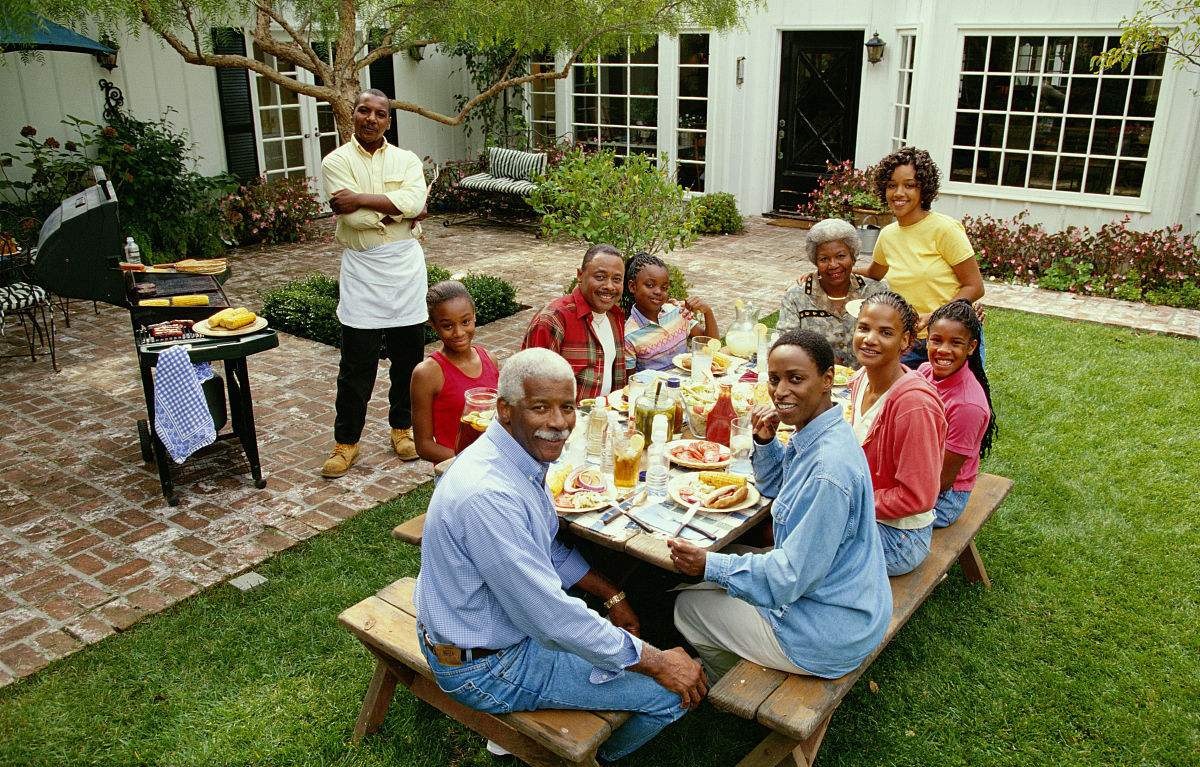 长期坚持丁克的人现在怎么样,丁克是不是养不住小孩才做丁克的