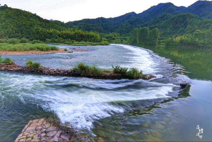 鍙ゅ牥鐢讳埂涔℃剚,鍙ゅ牥鐢讳埂鑹烘湳灏忛晣