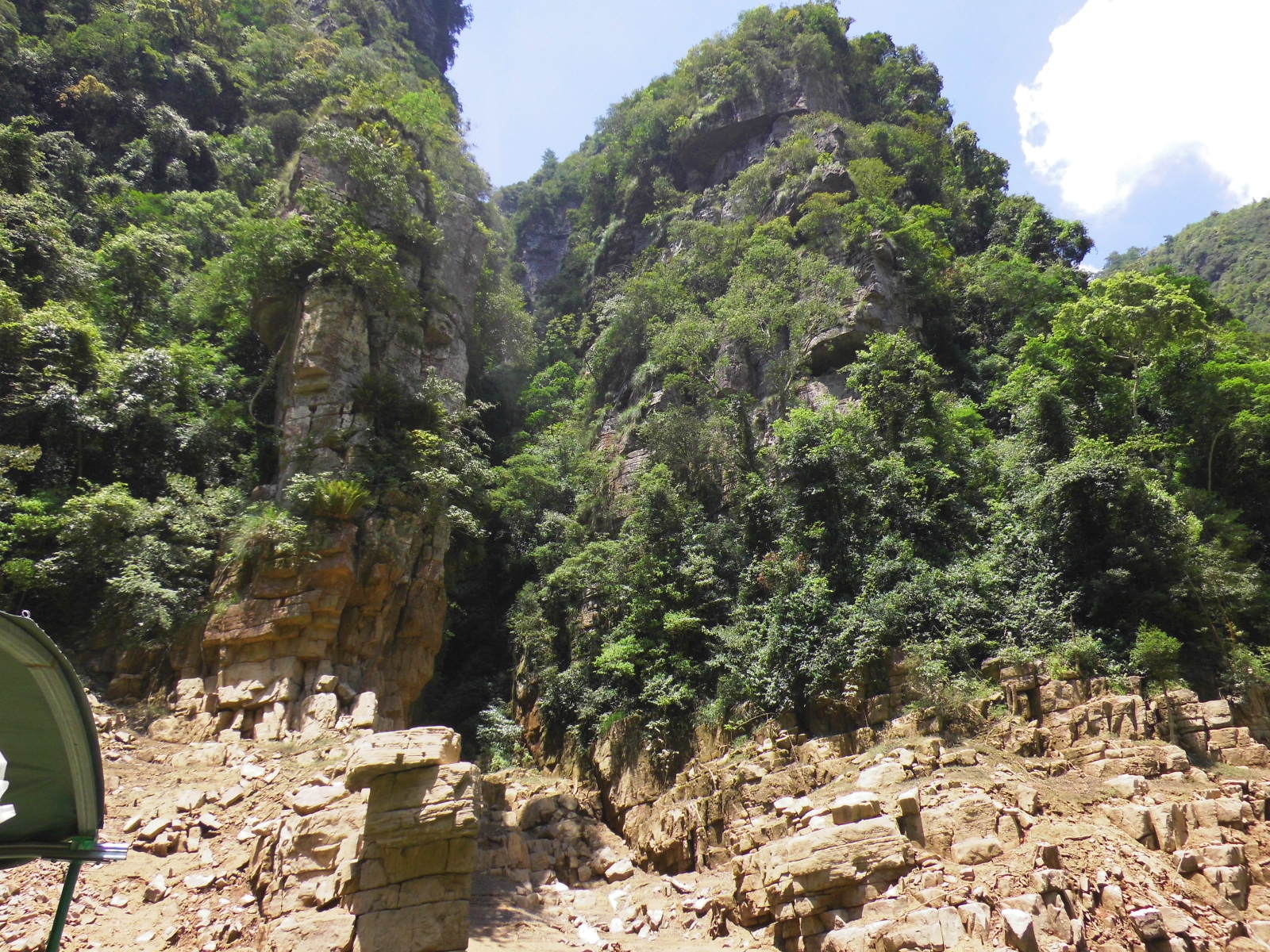 金秀圣堂湖景区游玩多久,金秀圣堂湖游记