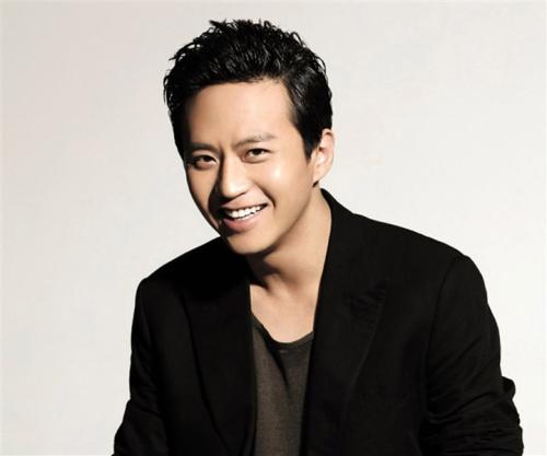 属虎的水瓶男性格特点农历网,水瓶座男生很怪吗