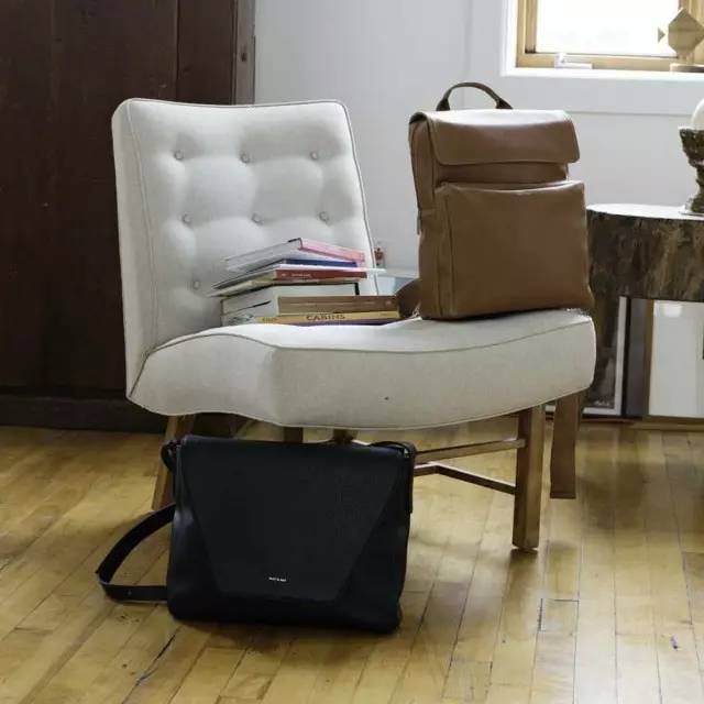 双肩包种草视频,双肩包种草好看能装不贵