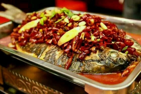 开封当地人去吃的夜市有哪些,开封鼓楼夜市美食贯口