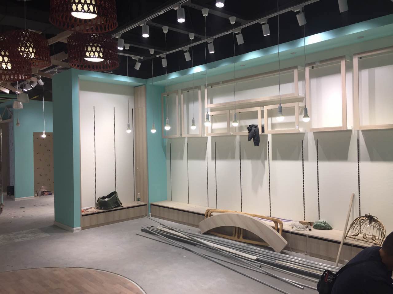 璐濊礉鎷夊缇庢櫙,璐濊礉鎷夊淇¢槼