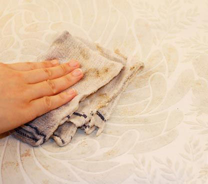 墙纸脏了怎样清洁,纯墙纸脏了怎么清洁