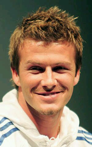 有名足球明星的名字,现在比较著名的足球明星