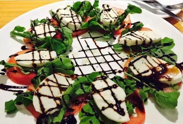 青岛适合情侣约会的美食店,青岛站适合约会的美食