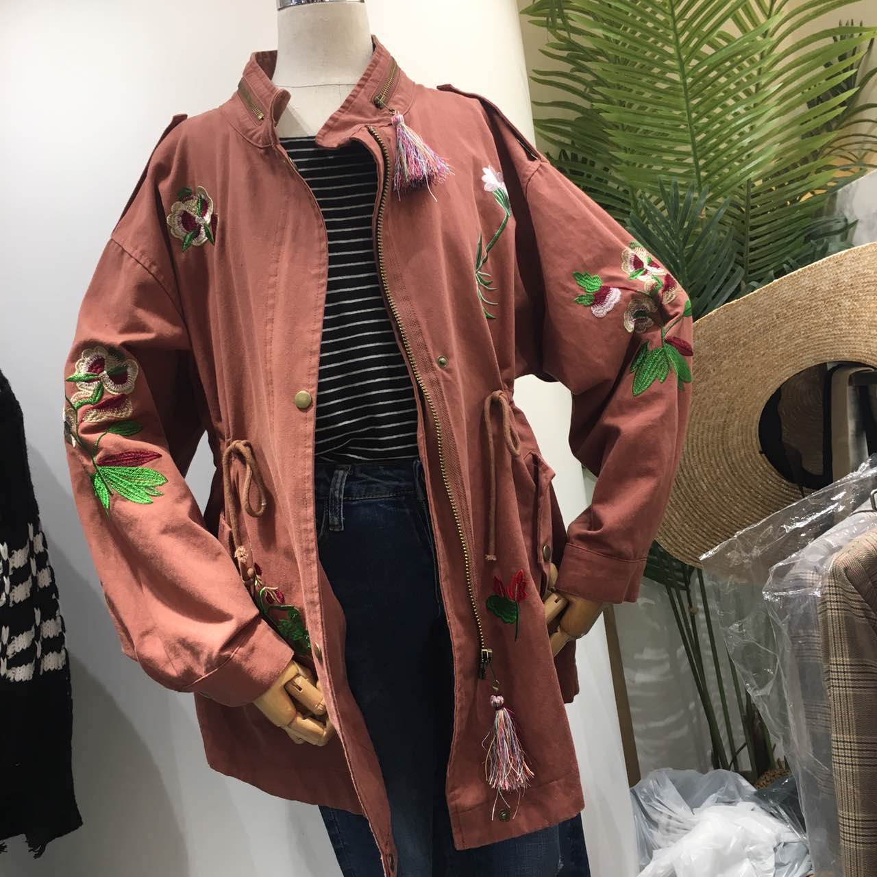 广州汇美十三行批发市场流行趋势,你hold住吗?