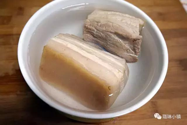 广式脆皮芝麻鸡的配方及做法视频,广式脆皮烧肉图片