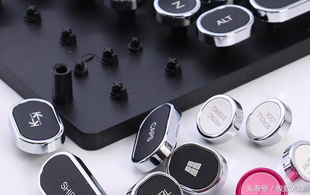 少女心爆棚的机械键盘,骚气的机械键盘