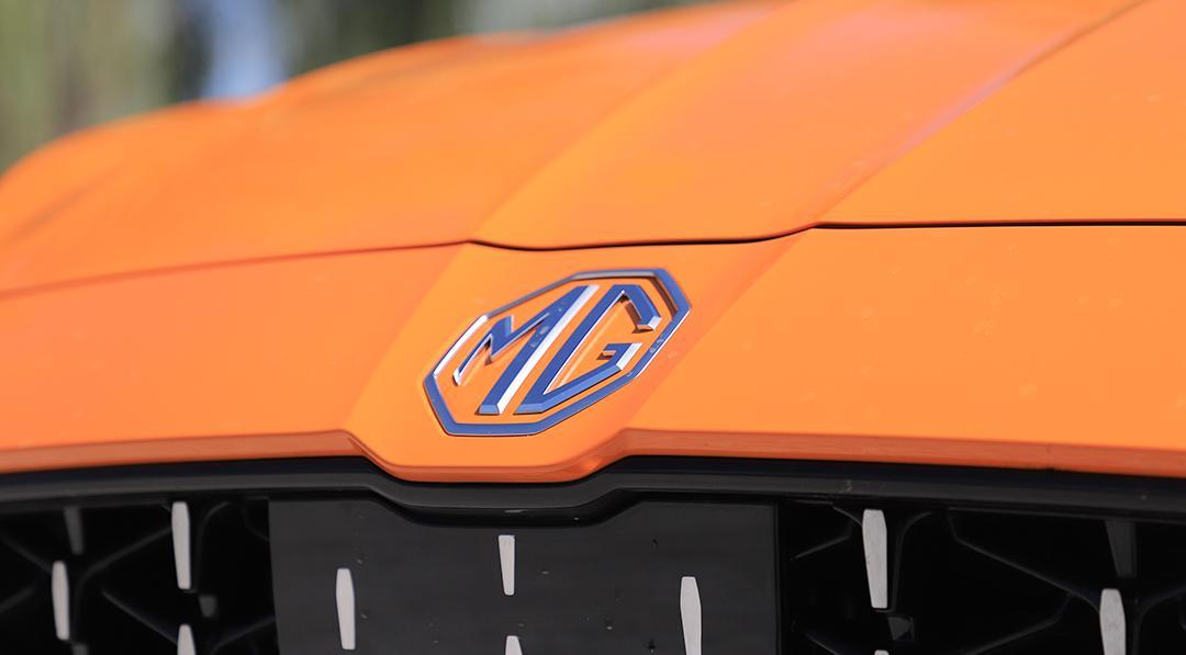 名爵mg6pro实际跑山路,名爵mg6pro豪华版都有点什么配置