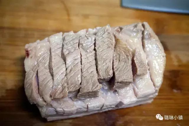 广式脆皮芝麻鸡的配方及做法视频,广式脆皮烧肉图片