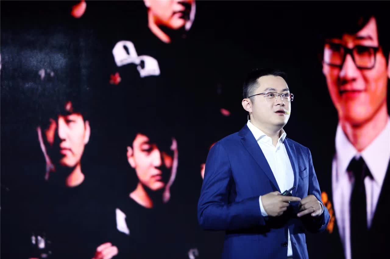 龙珠直播ceo,龙珠直播老头说球