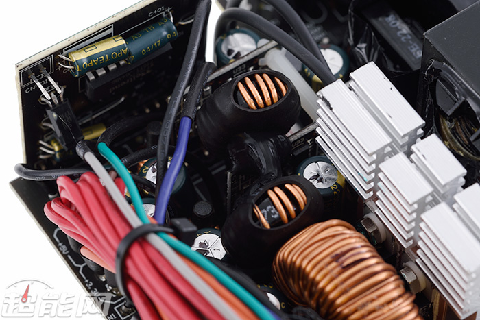 酷冷至尊mwe600电源,酷冷至尊mwe铜牌450w