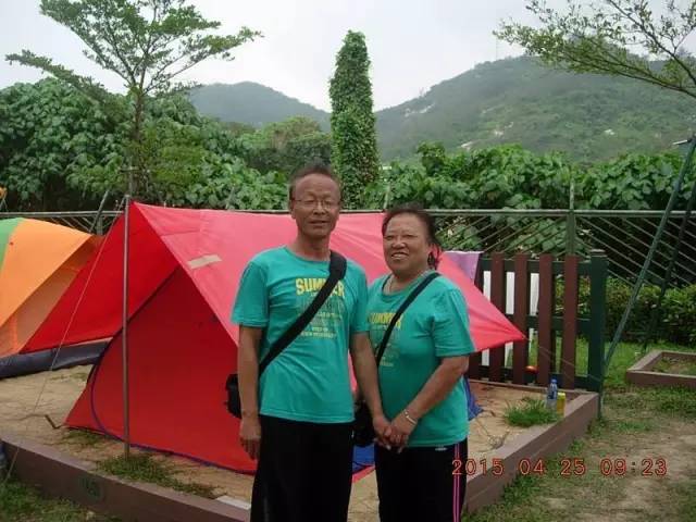 带着老伴穷游,60大叔自驾房车带老伴环游中国