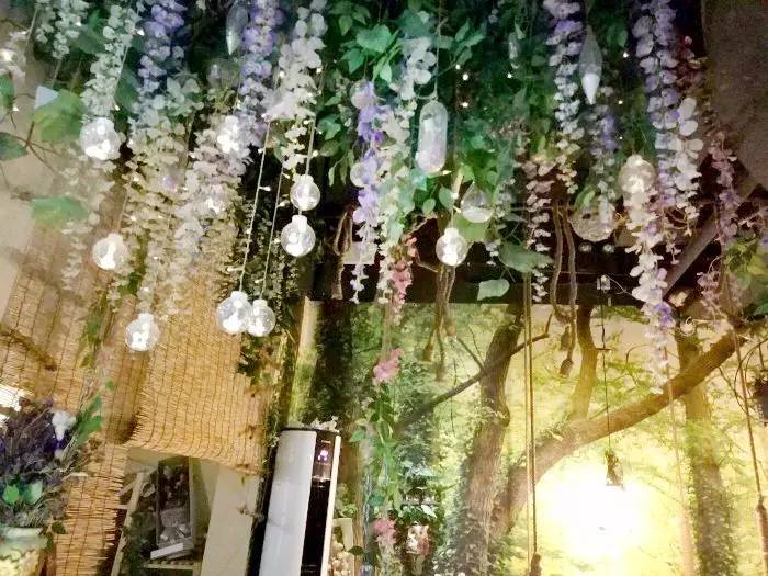 揣一张毛爷爷,吃遍长虹国际广场!