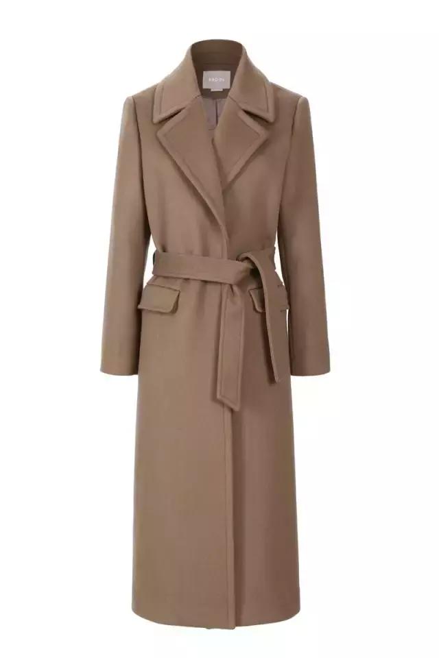 刘雯同款鞋子是什么牌子,刘雯最火的一双鞋