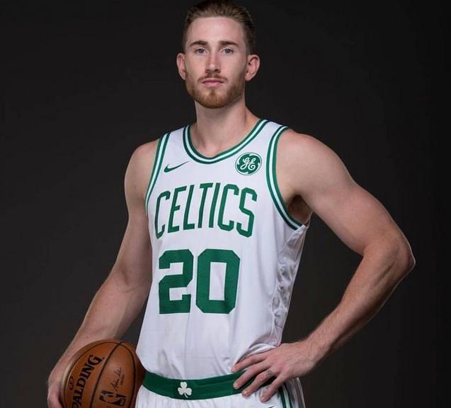 NBA六大青史留名的9号秀，麦迪屈居第二，一人被科比钦点为接班人