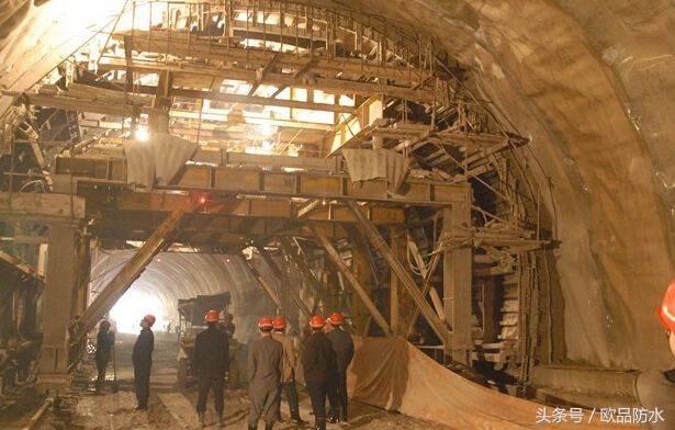 这座“地下迷宫”有6个足球场大！你想下来逛逛么