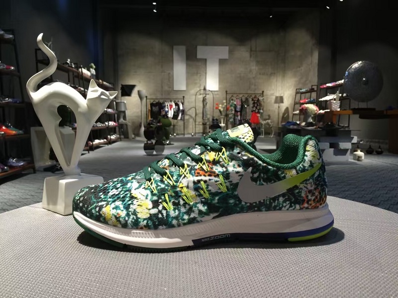 nike登月跑鞋适合跑步吗,nike登月鞋适合夏天穿吗