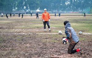 业余足球赛事技巧,业余足球战术比赛视频