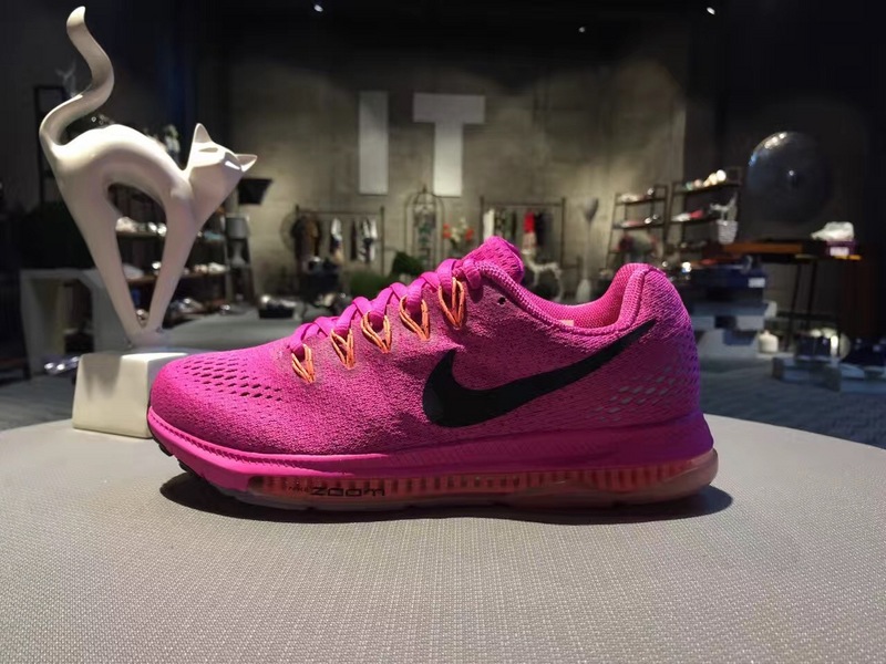 nike登月跑鞋适合跑步吗,nike登月鞋适合夏天穿吗