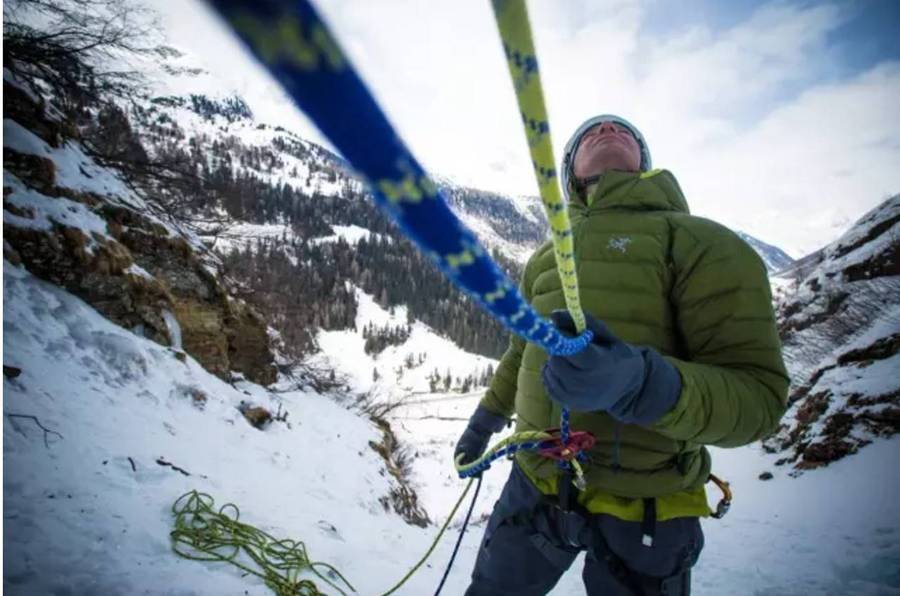 始祖鸟户外鸟,始祖鸟龙年限定户外品牌