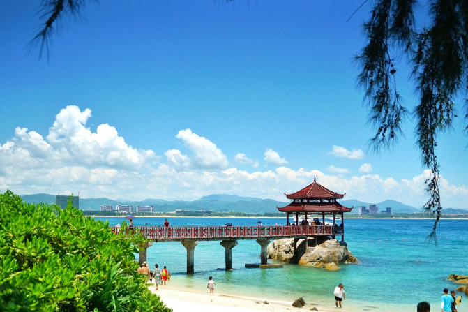 带着宝贝去旅行，遇见三亚遇见海