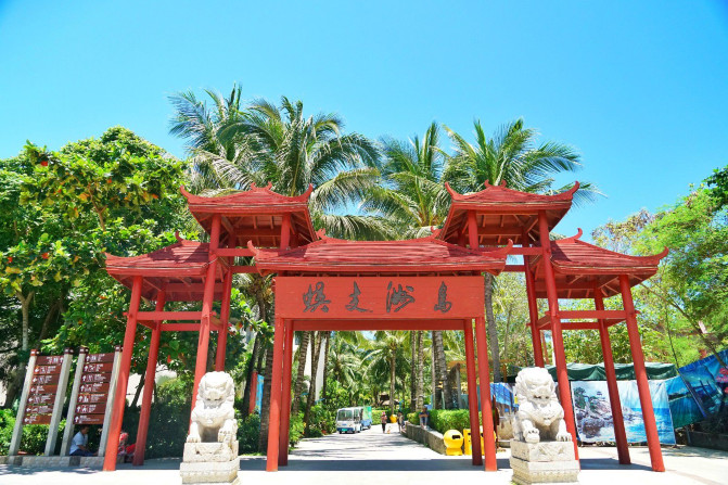 带着宝贝去旅行，遇见三亚遇见海