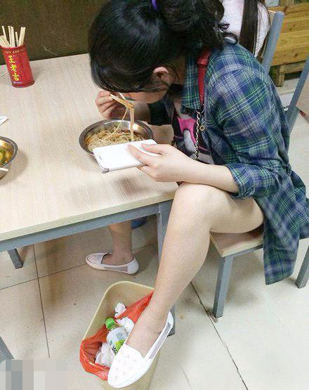 商场送快餐生意好做吗,现在送快餐怎么样了