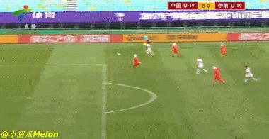 最新女足亚洲杯战女足夺冠照片,国际女子足球联赛中国队