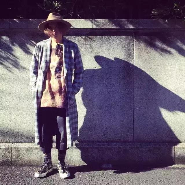 拿出旧格纹衫，秋冬这么搭胜过你买狠货！