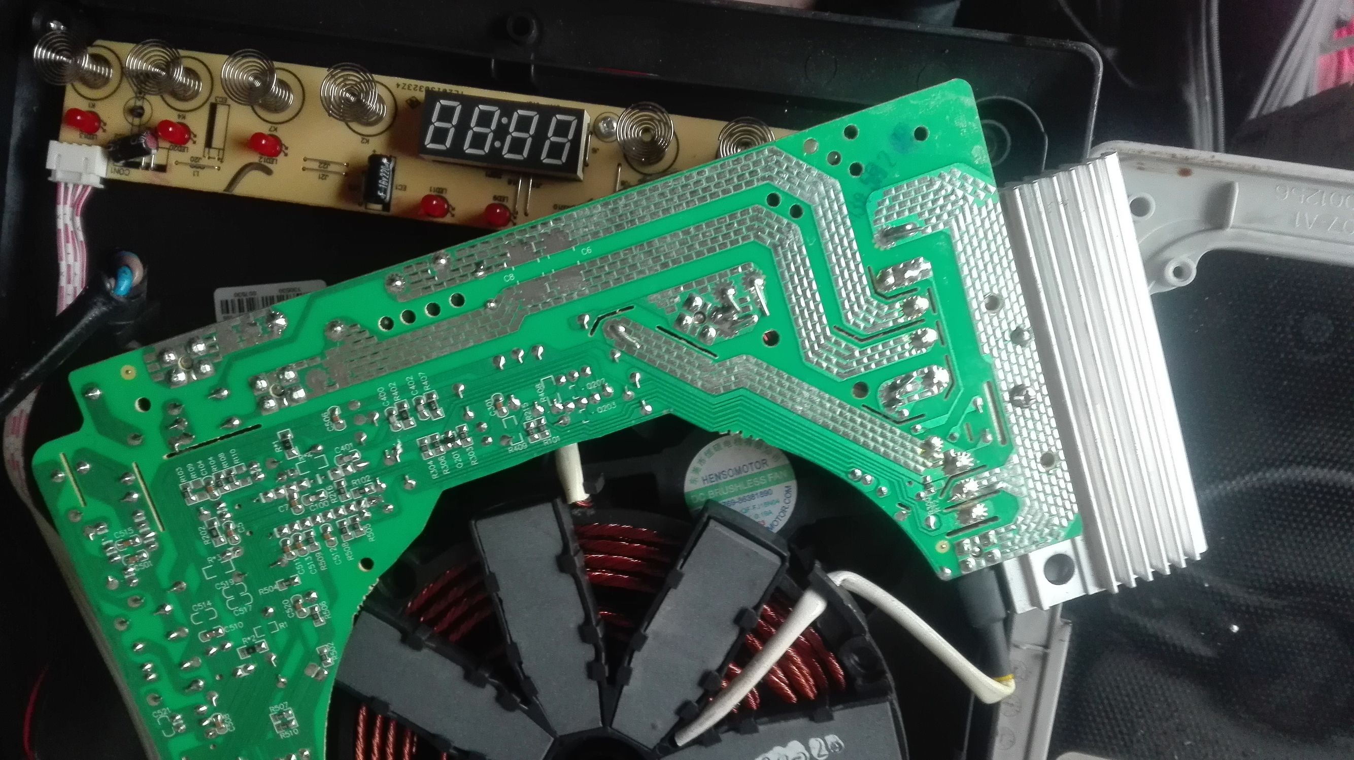 电磁炉烧10分钟自动停止,电磁炉加热几分钟停机怎么修