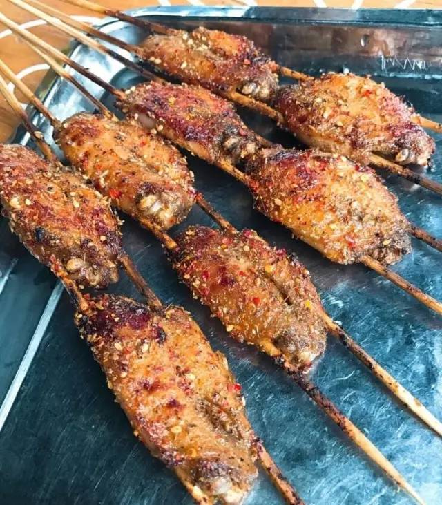 北京十大必吃连锁店,京城最火的12家撸串圣地