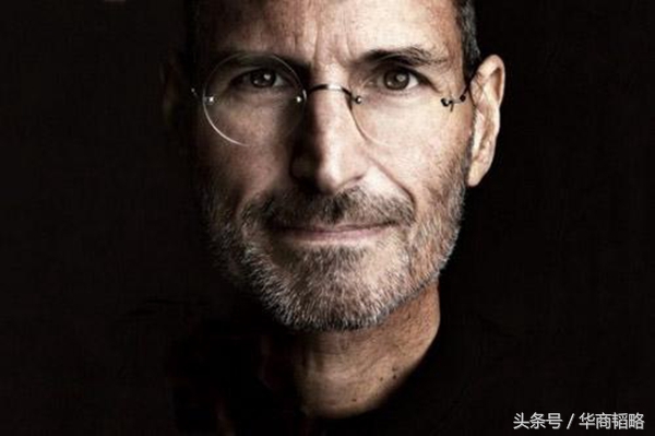 乔布斯发布iphone一代全过程,乔布斯发布的最后一代iphone